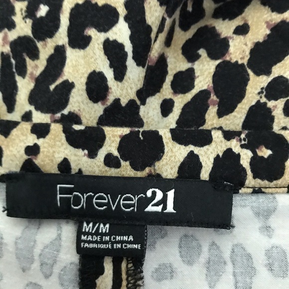 Forever 21 Leopard ๐ Print Shorts - Picture 3 of 4